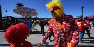 Llegan los aficionados a la edición 58 del Super Bowl