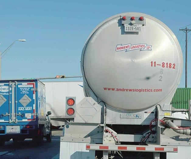 Aprueban solicitar fondos para vía