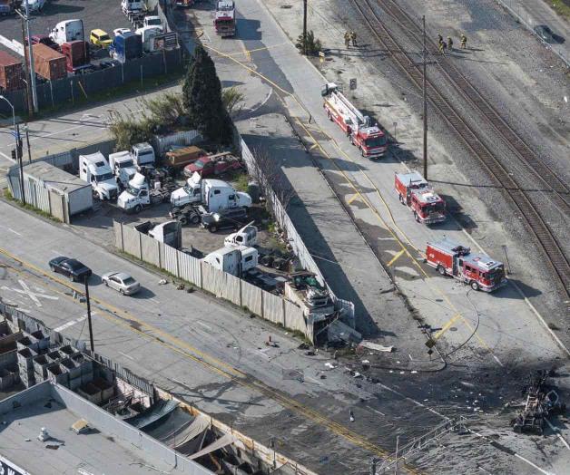 Provoca explosión; 9 bomberos heridos