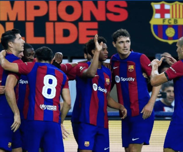 Araujo regresaría a Barcelona para la siguiente campaña