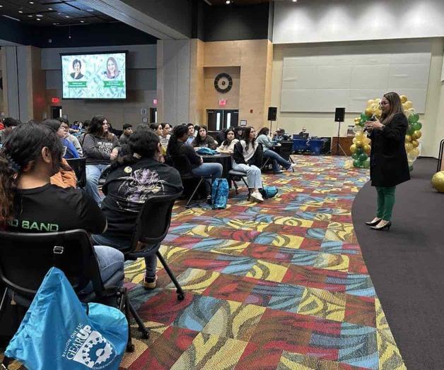 Capacitan para decisiones financieras inteligentes