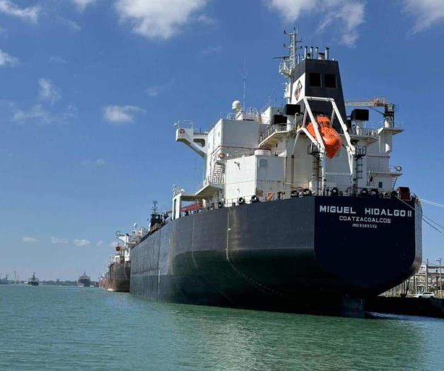 Estruendo en buque petrolero causó terror entre habitantes de Madero