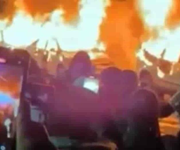 Deja un muerto y autos quemados riña en fiesta en SLP