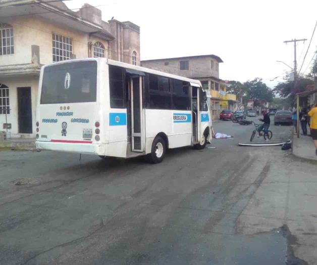 Arrolla fatalmente a un motociclista Arrolla fatalmente a un motociclista