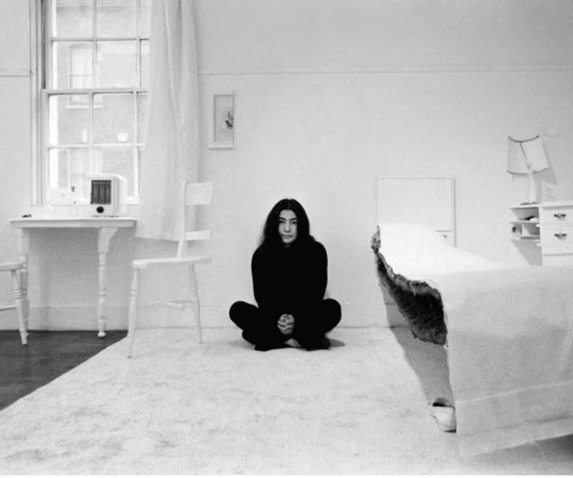 Yoko Ono, la artista desconocida más famosa del mundo Yoko Ono, la artista desconocida más famosa del mundo