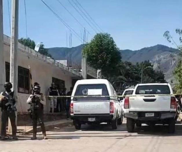 Asesinan a siete a bordo de camioneta