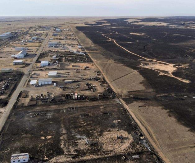 Arrasan incendios descontrolados  en Texas