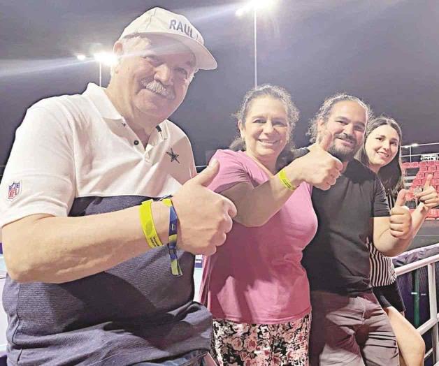 Apoyan turistas a guerrerenses