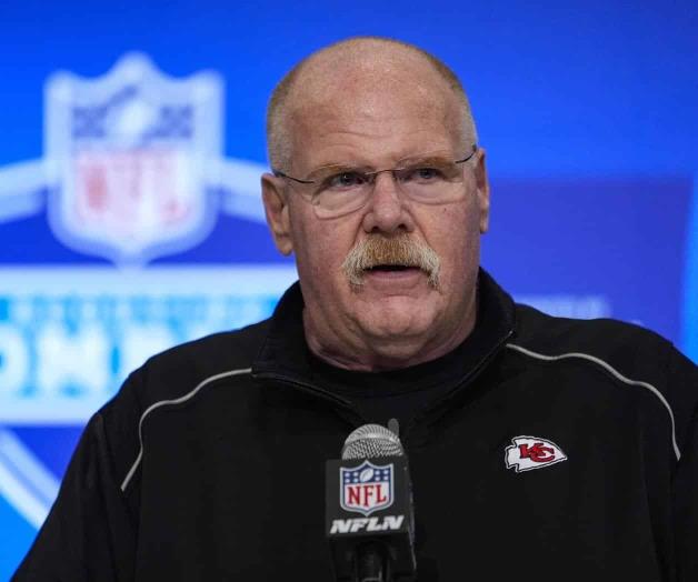 Entrenador de los Jefes expresa pesar por tiroteo