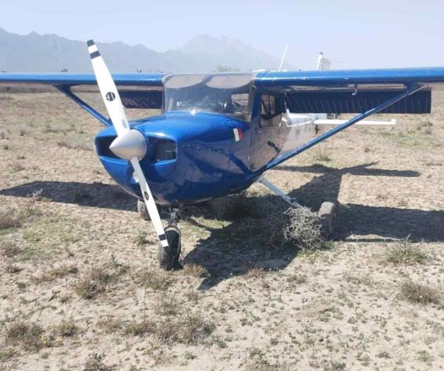 Aterriza aeronave de emergencia por falla en Salinas Victoria Aterriza aeronave de emergencia por falla en Salinas Victoria