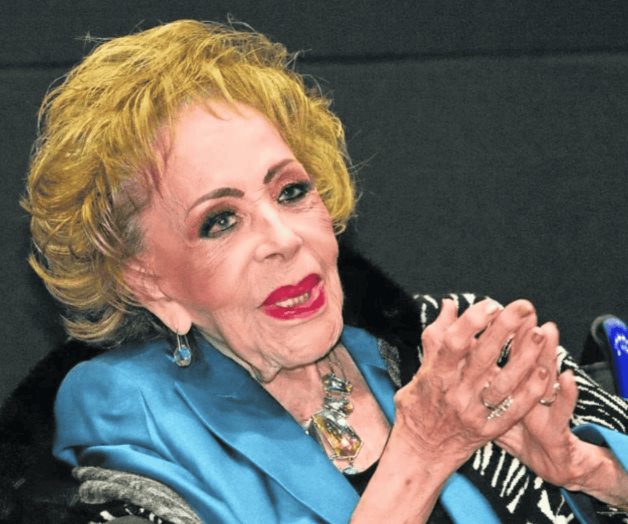 Silvia Pinal quiere suplir a Norma Lazareno en obra de teatro