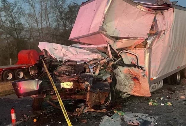 Mueren ocho personas tras accidente en carretera Victoria- Monterrey