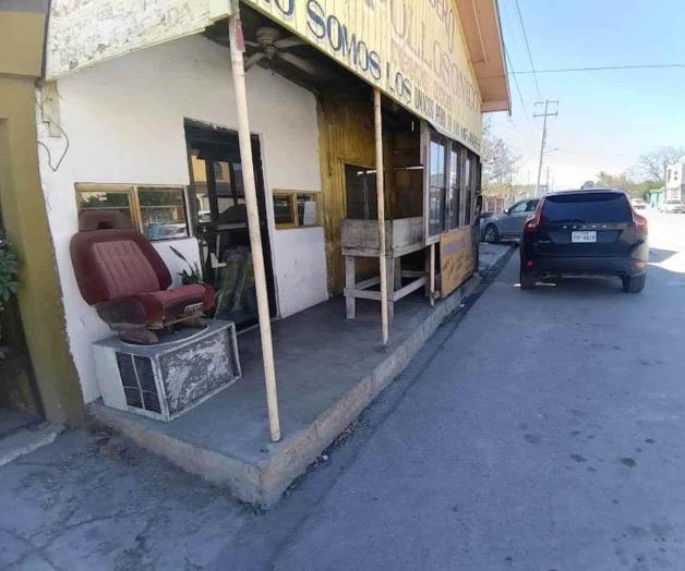 Reportan un puesto que  obstruye vialidad