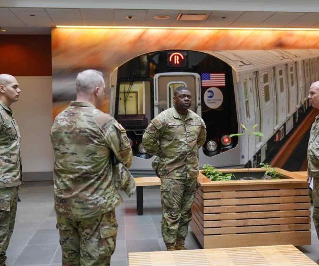 Desplazan en el metro a la Guardia Nacional