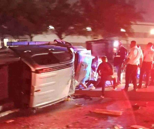 Accidente de Tránsito con choque múltiple y volcadura en Apodaca