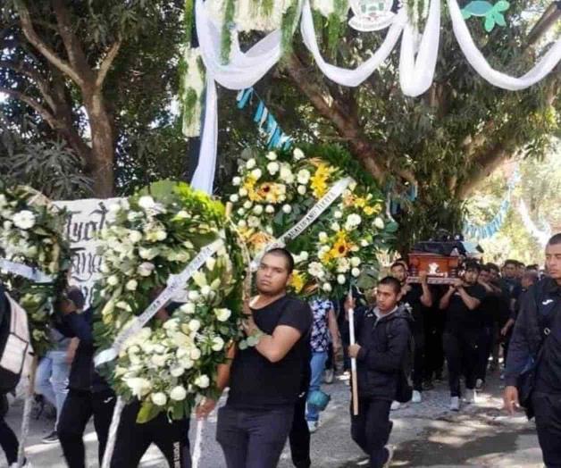 Homenajean a normalista asesinado por policías en Guerrero Homenajean a normalista asesinado por policías en Guerrero