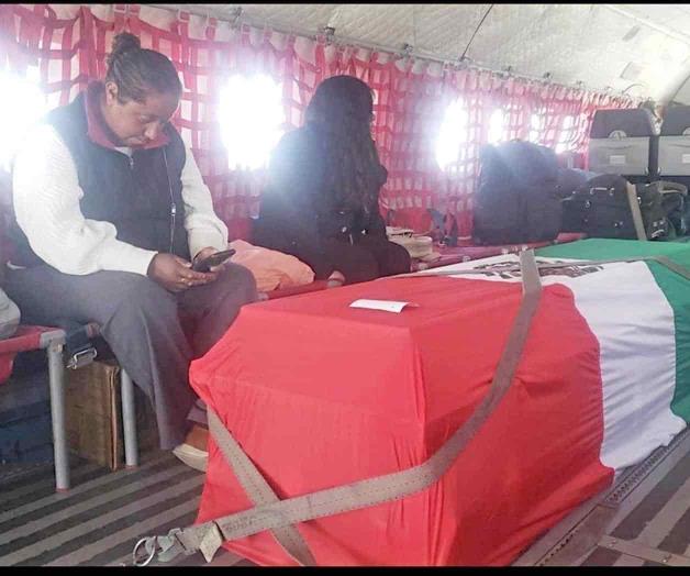 López Obrador anuncia fin de novatadas en el Ejército