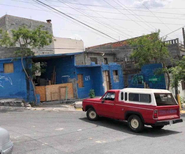 Hombre de 74 años encontrado con graves lesiones tras ser golpeado en San Pedro