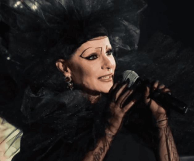 Lola Cortés continúa con su lucha contra el cáncer