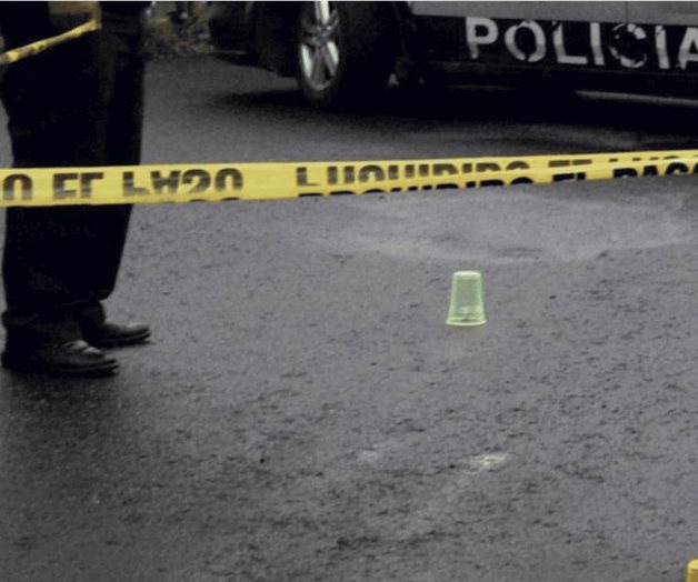 Encuentran 5 cuerpos en camioneta abandonada en Jalisco