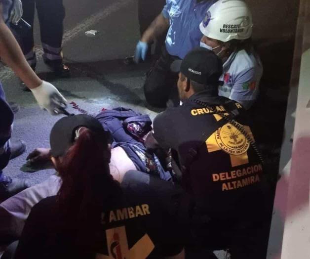 Auto ‘fantasma’ arrolla a hombre