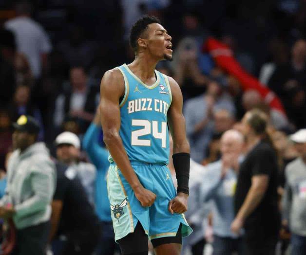 Miller acierta siete triples y Hornets gana