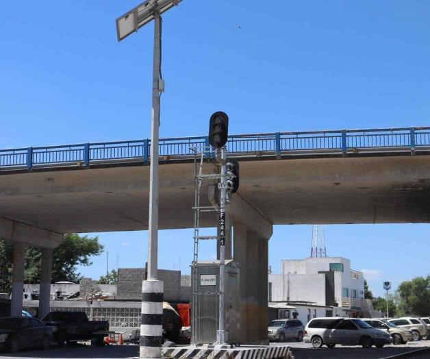 Temen colapso de puente elevado