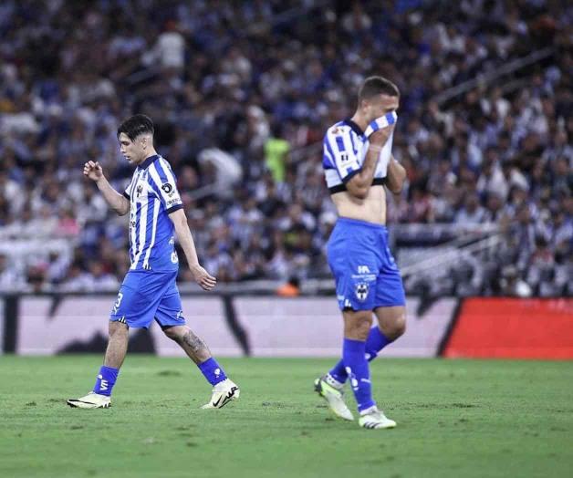 Chivas le quita el invicto a Rayados