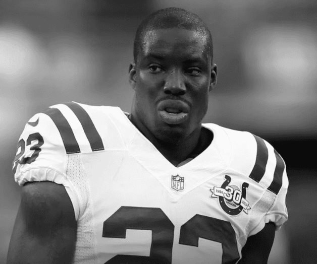 Vontae Davis, exfigura de la NFL es encontrado sin vida