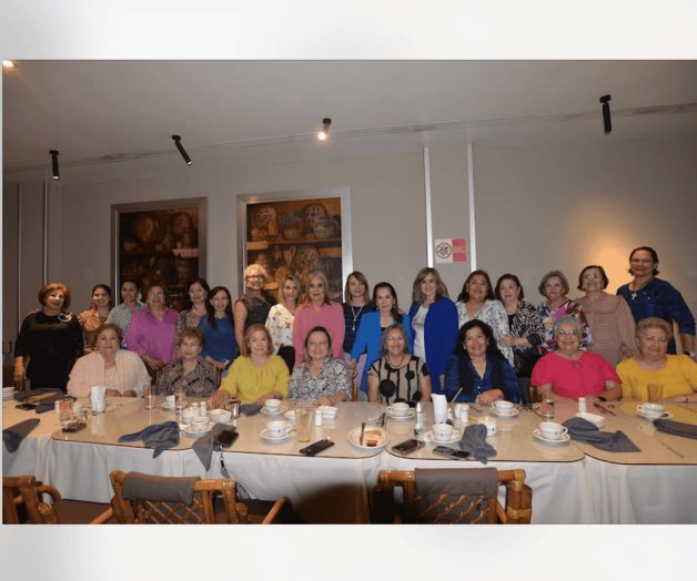 Desayunan y festejan