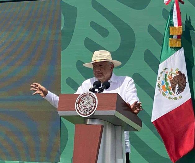 Al final del debate se abrazaron y dieron besos: AMLO Al final del debate se abrazaron y dieron besos: AMLO