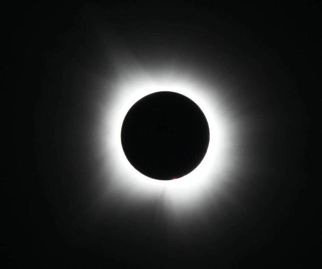 Causa asombro eclipse Causa asombro eclipse