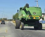 Preparan maquinaria para la trilla de sorgo en San Fernando