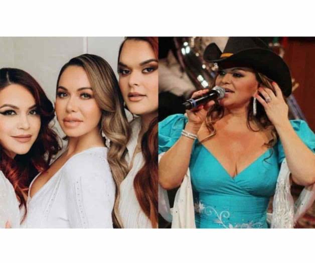 Hijos de Jenni Rivera visitan el lugar del accidente aéreo de su mamá Hijos de Jenni Rivera visitan el lugar del accidente aéreo de su mamá