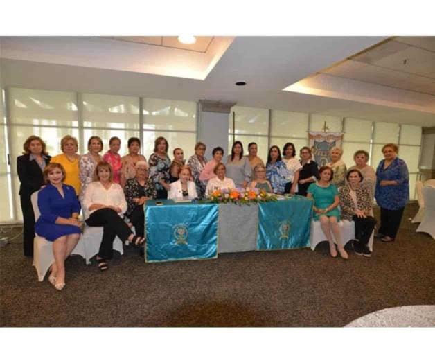 Felicitan a nuevo matrimonio