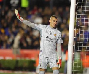 Se reúne Nahuel Guzmán con directiva de Tigres