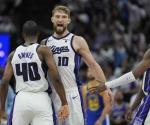 Kings eliminan a Warriors en el minitorneo