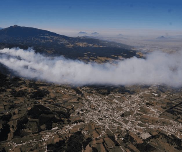 Se suman 2 aeronaves para combatir incendio forestal en Veracruz