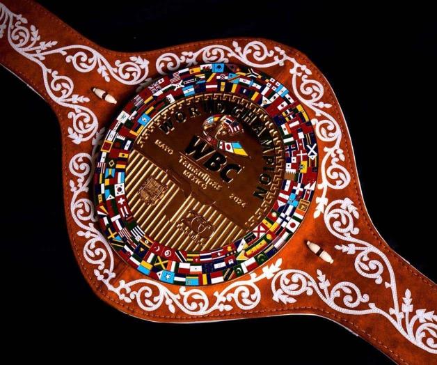 Canelo y Munguía, por joya tamaulipeca Canelo y Munguía, por joya tamaulipeca