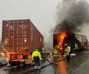 Choque e Incendio en Autopista Monterrey-Saltillo