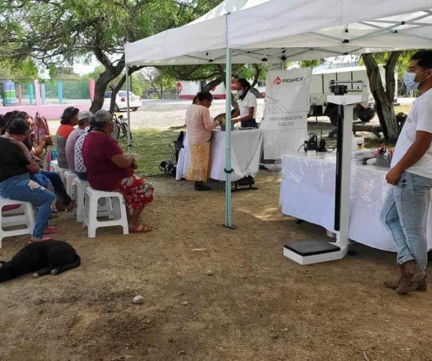 Jornada médica en Punta de Alambre