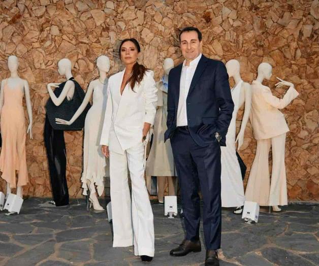 Arrasa colección de Victoria Beckham x Mango