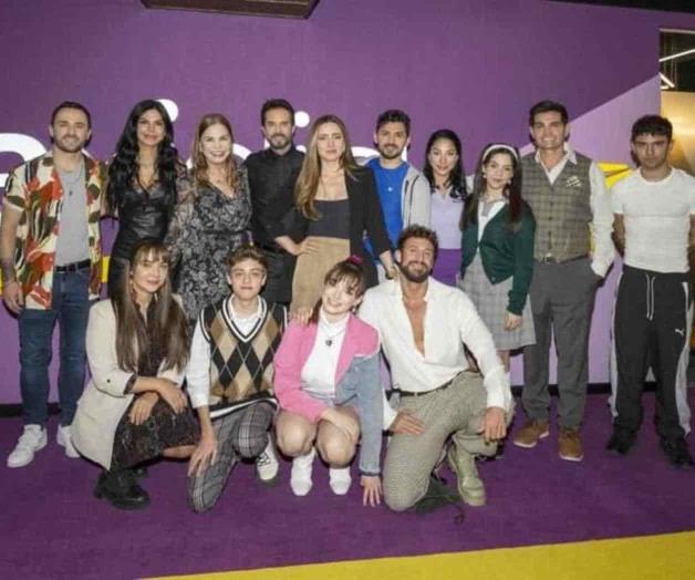 Ariadne Díaz y José Ron son pareja otra vez pero en pantalla Ariadne Díaz y José Ron son pareja otra vez pero en pantalla