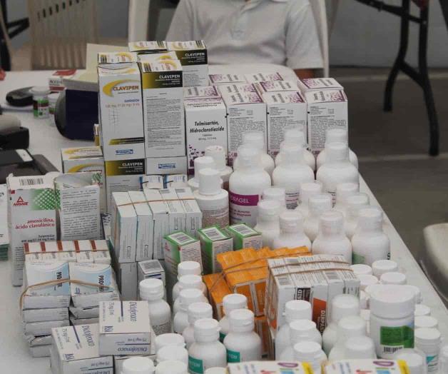 Expondrán desabasto de medicinas a candidatos