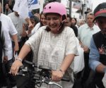 Xóchitl Gálvez denuncia que la 4T la espía