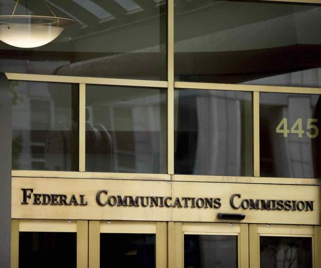Multan a empresas de telefonía celular por revelar ubicación de clientes Multan a empresas de telefonía celular por revelar ubicación de clientes