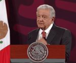 AMLO acusa a Ceci Flores de traficar con el dolor humano