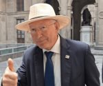 Embajador Ken Salazar reconoce valentía de periodistas mexicanos