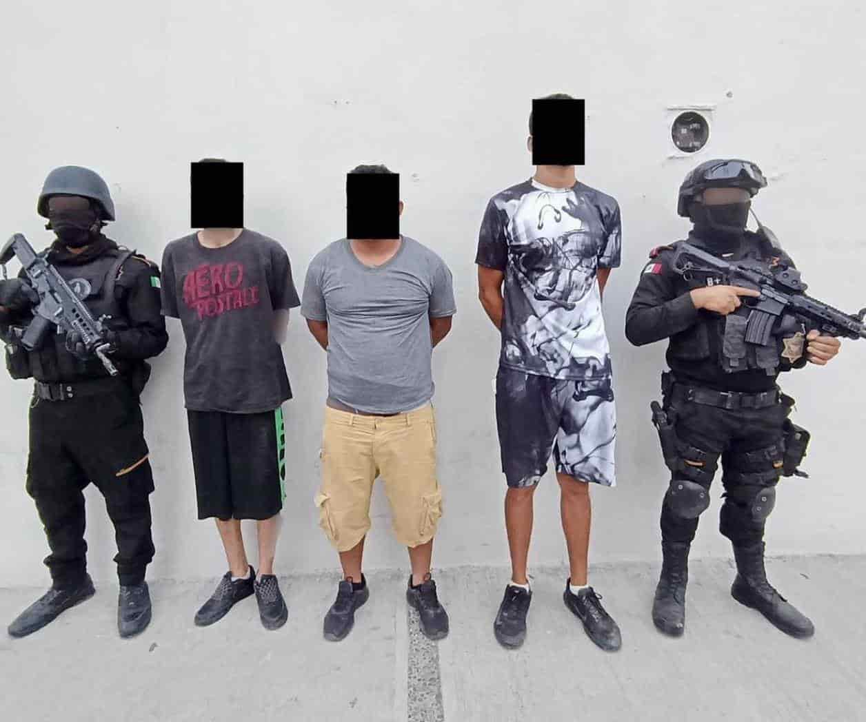 Operativo policial en Zuazua: Captura a traficantes de drogas