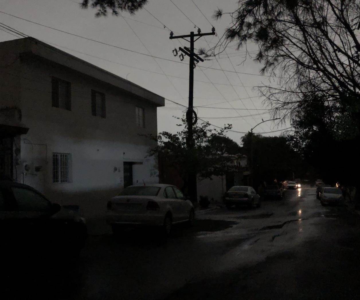 Especialistas advierten sobre posibles cortes de energ&iacute;a en Monterrey